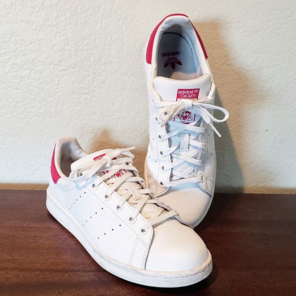 Adidas Stan Smith Low-Top Retro Tennis Shoe Cloud White Bold Pink Youth Size 6 - Picture 2 of 10